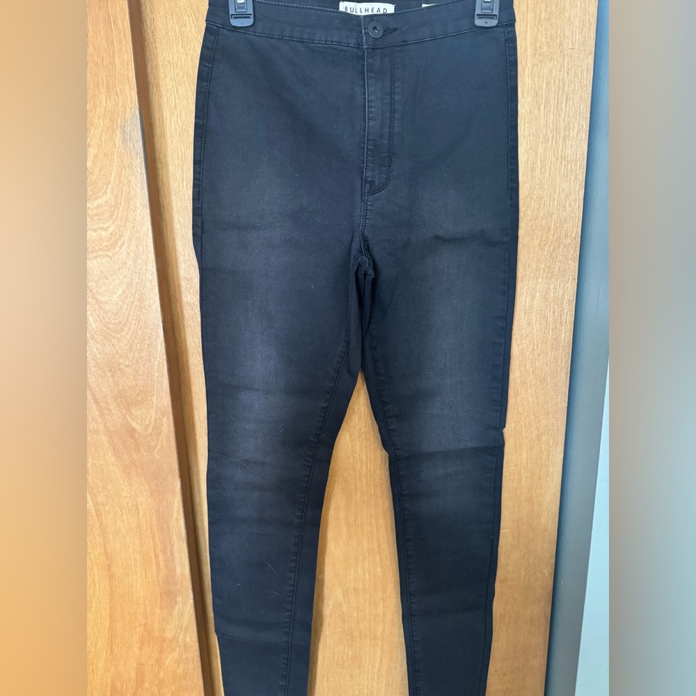 Bullhead black skinny jeans